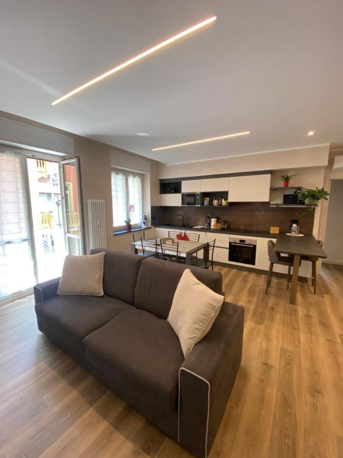 La Lupa Apartment - In The Heart Of Aosta With Car Box Exterior photo